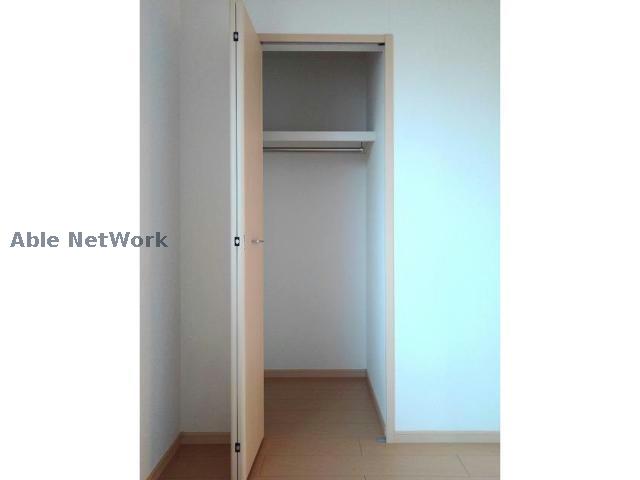 収納　洋室クローゼット