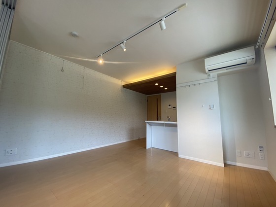 居室・リビング　※別部屋の写真です