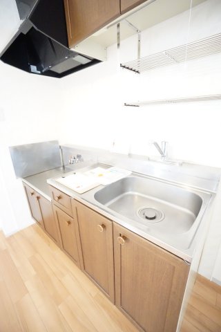 キッチン　※同物件、同タイプ、間取り反転のお部屋です
