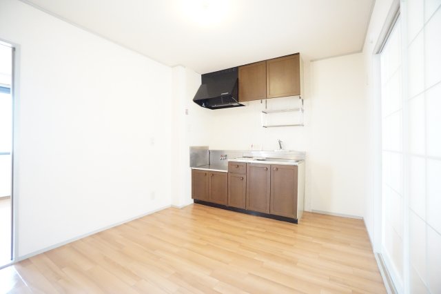 居室・リビング　※同物件、同タイプ、間取り反転のお部屋です