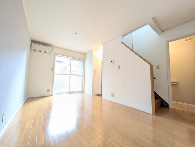 居室・リビング　★★ＬＤＫ１１．９帖です♪★★