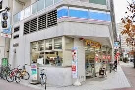 コンビニ　ローソン新富一丁目店（コンビニ）まで162m