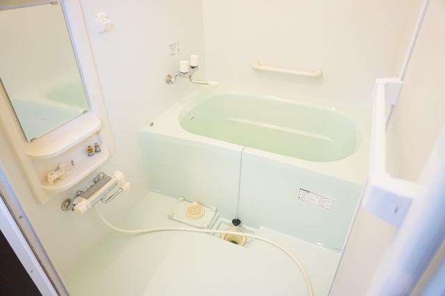 バス・シャワールーム　浴室