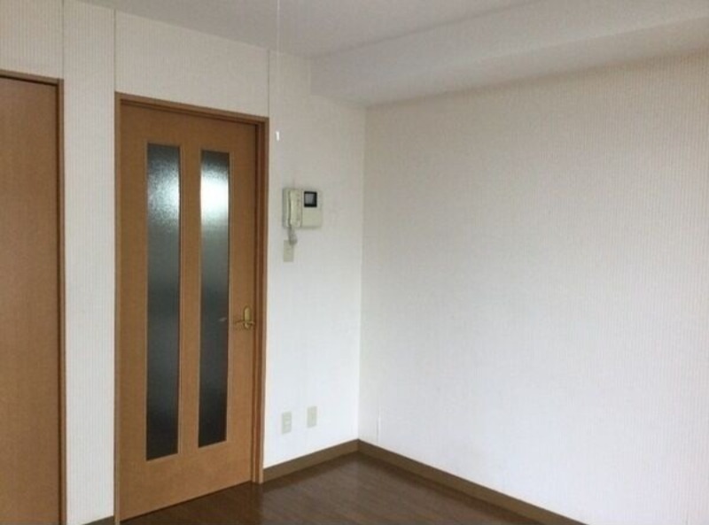 居室・リビング　図面と現状に相違がある場合には現状を優先