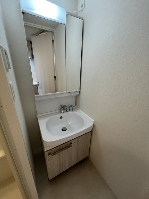 洗面設備　洗面所です