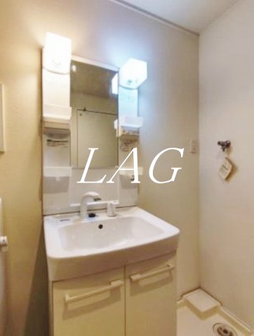 洗面設備　洗面台です。