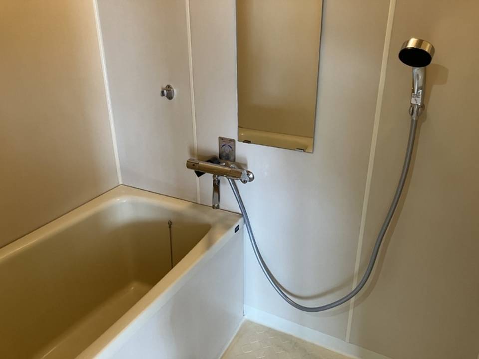 バス・シャワールーム　浴室