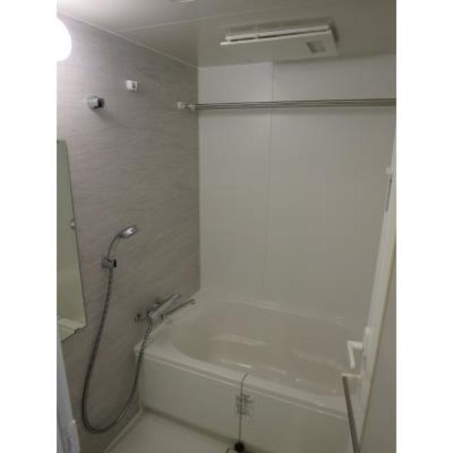 バス・シャワールーム　※写真は同タイプ住戸です。