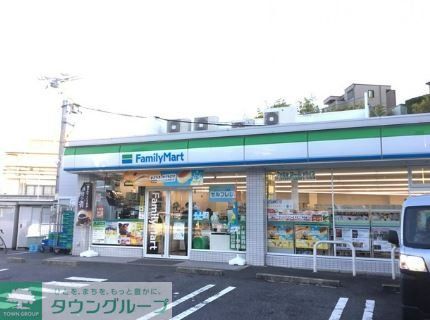 コンビニ　ファミリーマート千種向陽店（コンビニ）まで320m