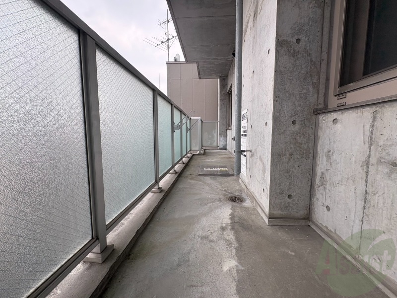 バルコニー　バルコニーが付いていますので一息ついてみてはいかがですか。