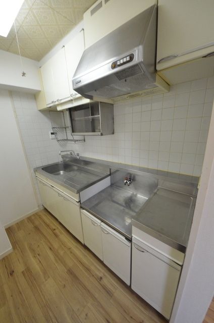 キッチン　☆広々キッチンスペース☆