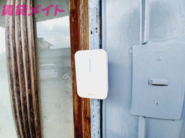 セキュリティ　同型参考写真