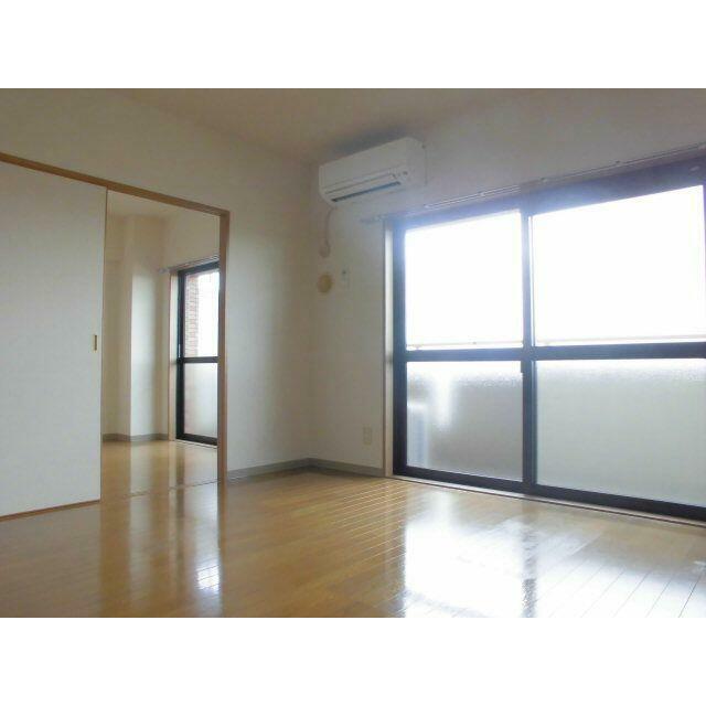 居室・リビング　リビング