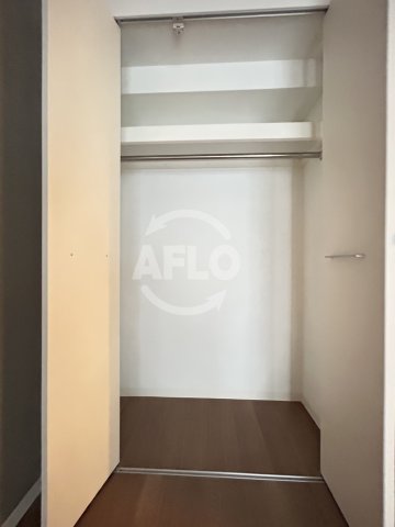 収納　エスリード阿波座ノースプレイス　クローゼット