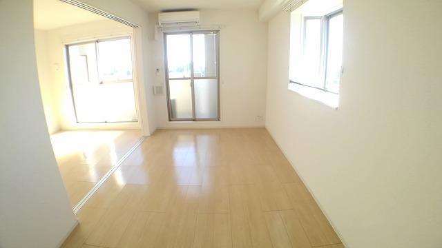 その他設備　インバーターエアコン