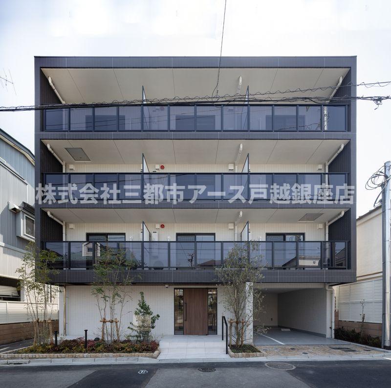 建物外観　エストゥルース御嶽山