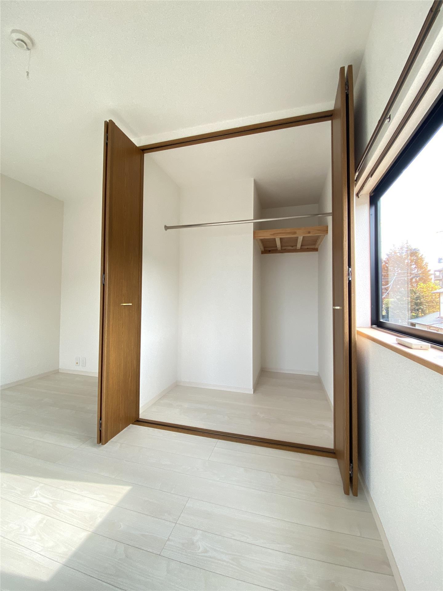 収納　広々ウォークインクローゼット付き♪