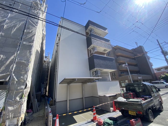 建物外観　建築中