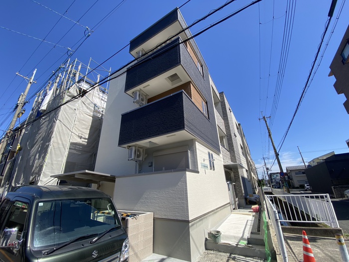 建物外観　建築中