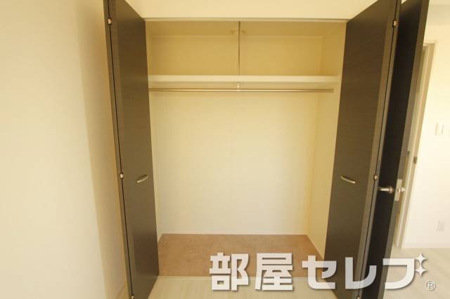 収納　広い広い収納スペースです。