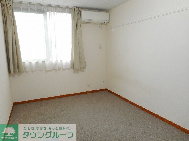 居室・リビング　部屋によっては家具家電が付いておりません