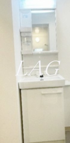 洗面設備　独立洗面台です。