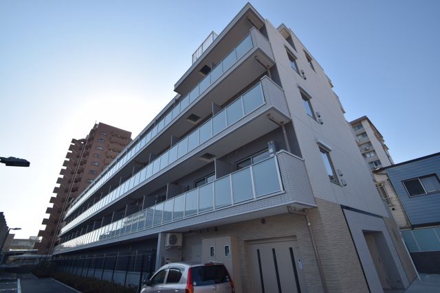建物外観　建物外観を気になさる方へ、見た目の良い物件です！N-STAG
