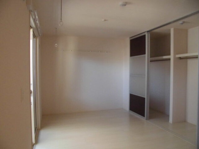 その他部屋・スペース　洋室６帖