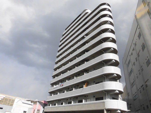 建物外観　お洒落なデザインの外観です