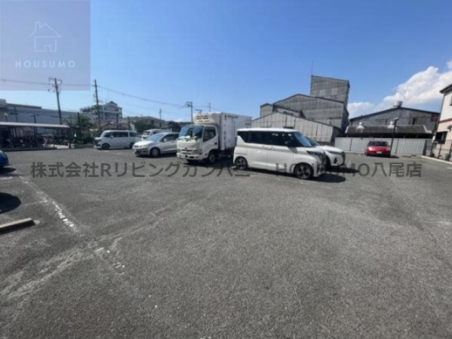 駐車場　駐車場完備です