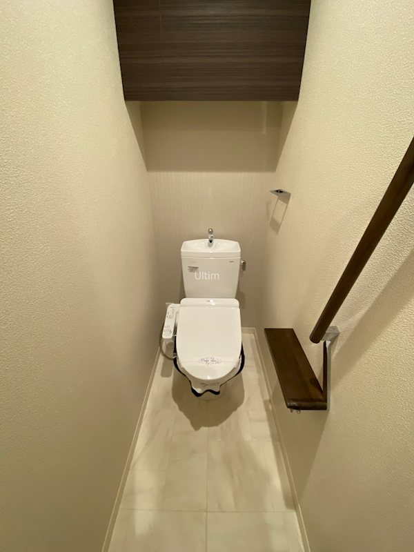 トイレ　※別のお部屋のお写真です。御参考までに。