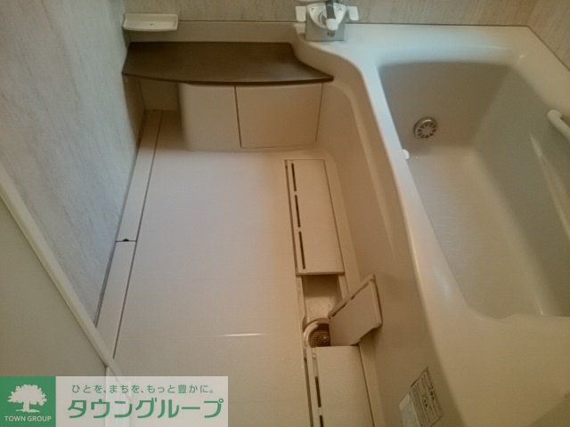 バス・シャワールーム　洗面