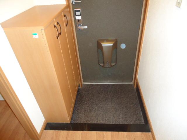 玄関　玄関