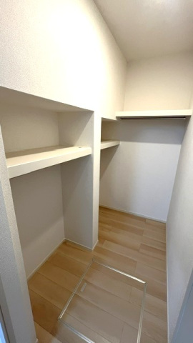 収納　※他号室の写真です