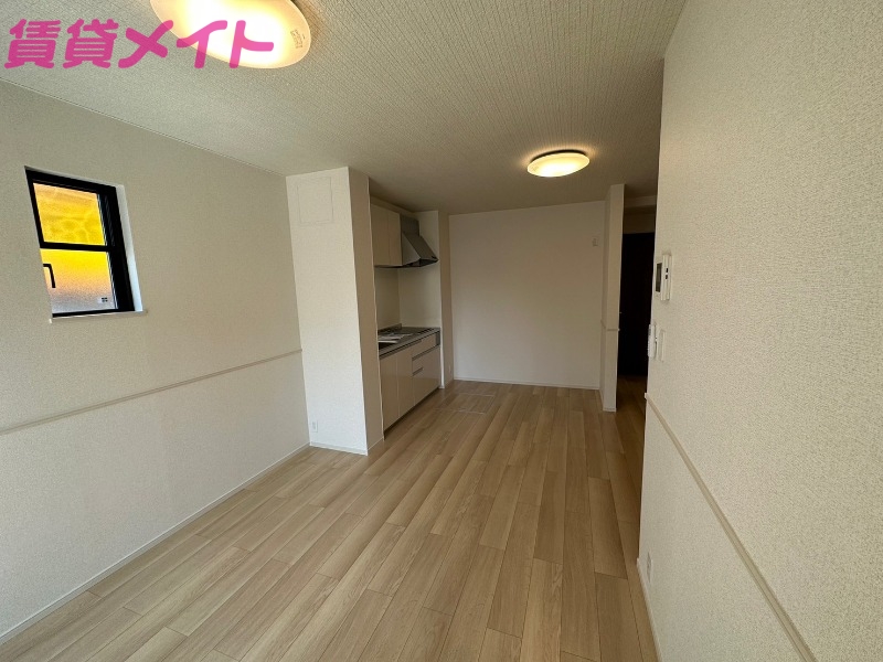 居室・リビング　同型参考写真