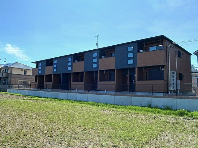 建物外観　落ち着いた雰囲気の外観です