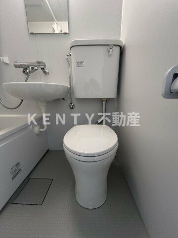 トイレ　ゆったりとした空間のトイレです