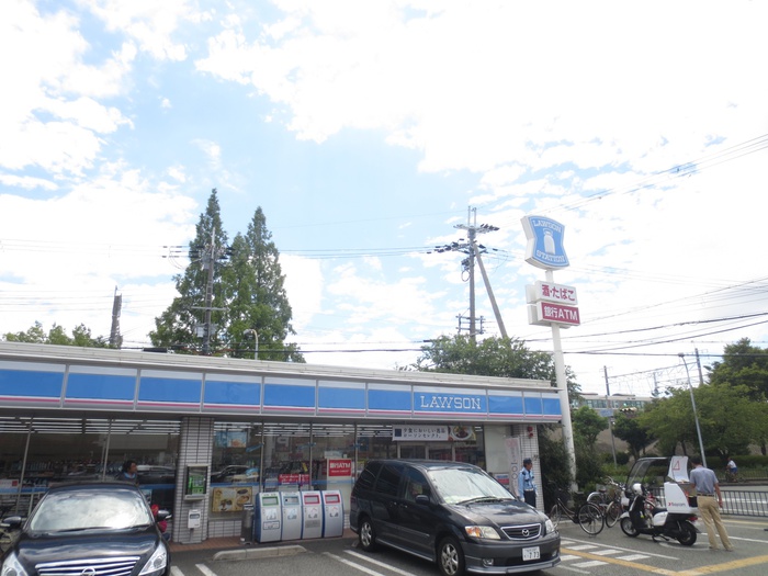 コンビニ　ローソン（コンビニ）まで120m