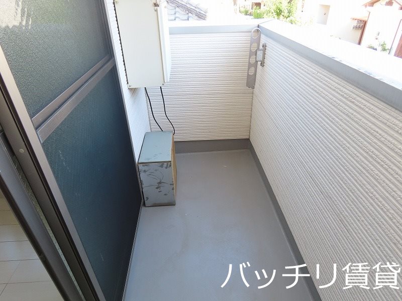 バルコニー　同型タイプの写真になります　現状優先