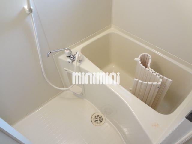 バス・シャワールーム　きれいなお風呂は気持ちがいいですね。