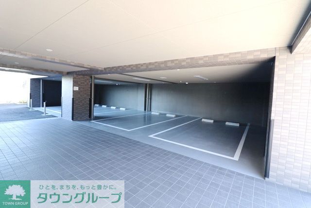 駐車場　駐車場