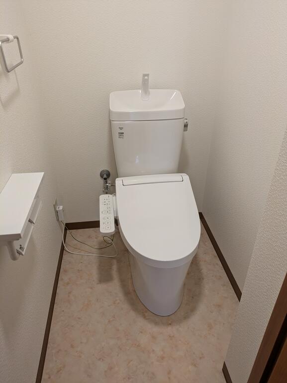 トイレ　別部屋参考画像