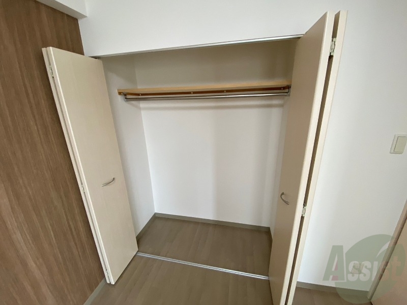 収納　寝室の収納です。部屋がすっきり片付きます。