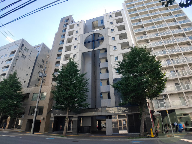 建物外観　札幌市中央区南３条西「ノヴァクリスタル」