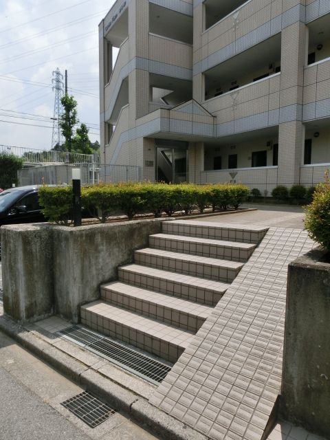 エントランス　エントランス。