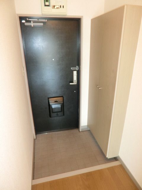 玄関　シューズボックス付きの玄関です！