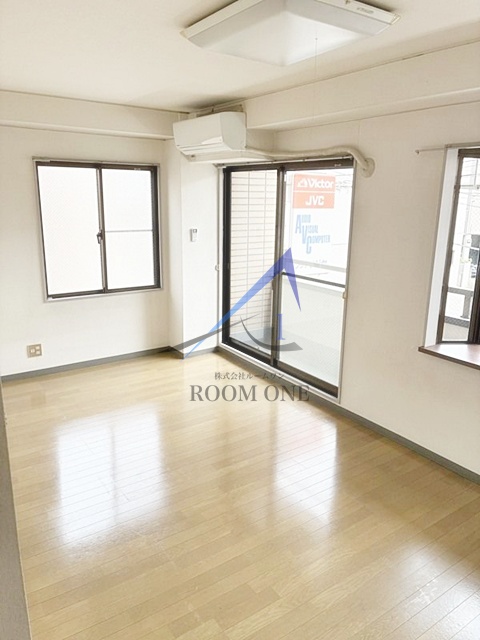 居室・リビング　洋室のお部屋です。