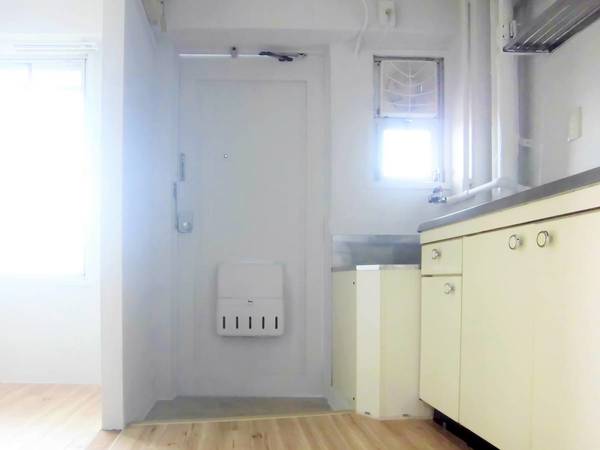 玄関　ビレッジハウスの同一物件・同一タイプの間取りの写真です