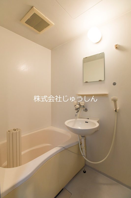 バス・シャワールーム　同仕様写真