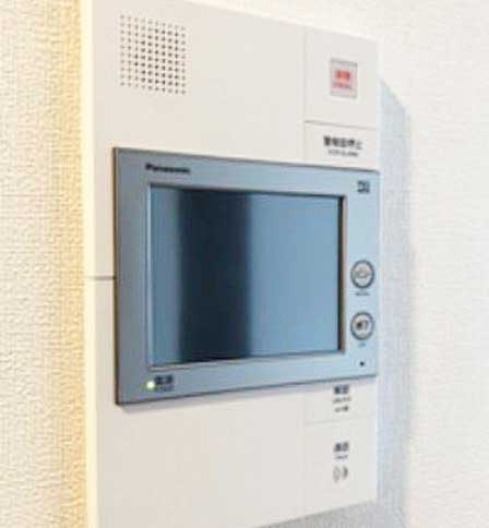 セキュリティ　★モニター付きインターホンで来客時も安心★